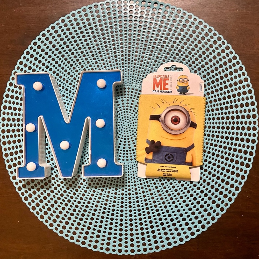 Universal “Despicable Me” Minion Can Hugger (Koozie)